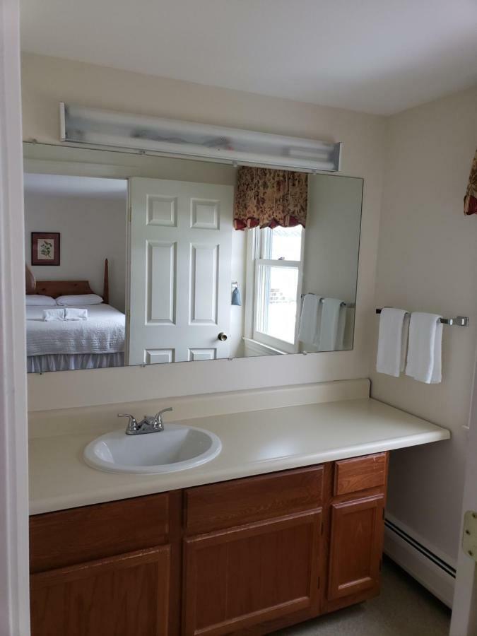 Fairway Motel New London Екстериор снимка